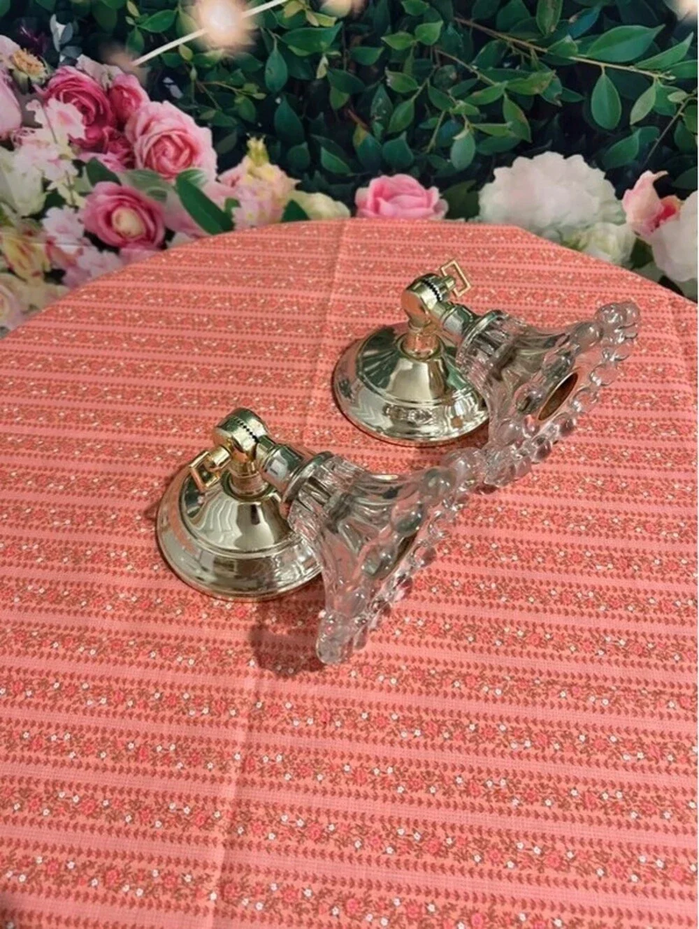 VTG 1950s Pair MCM Clear Glass Fluted Swivel Wall Sconces Brass Backplate Set